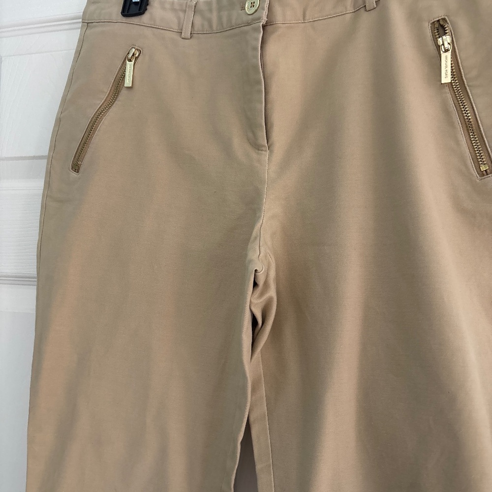 Michael Kors tan capri pants size 12